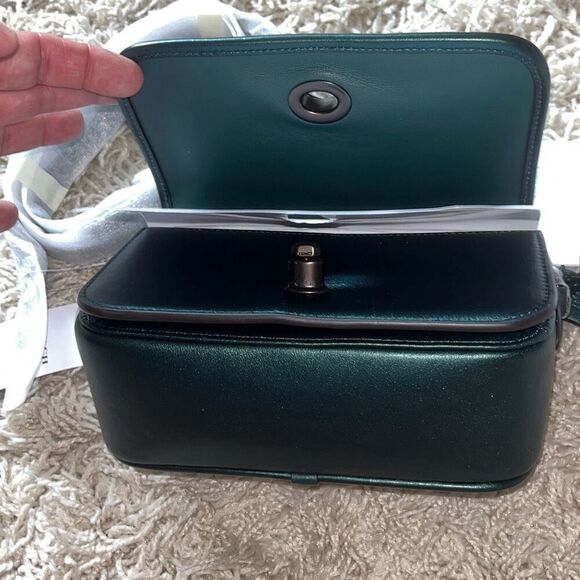 NWT COACH GREEN METALLIC QUILTED LEATHER DINKY 18 SHOULDER BAG #C6622 - Picture 8 of 15